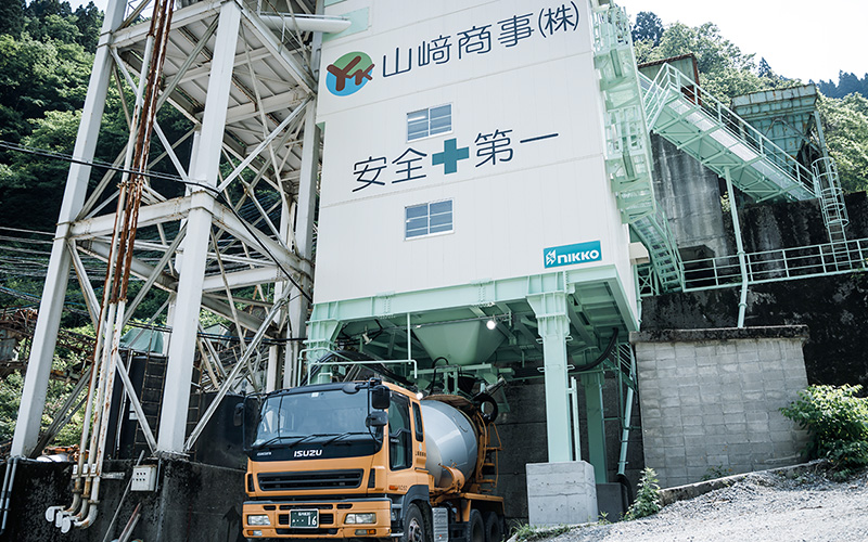 生コン・砕石製造工場